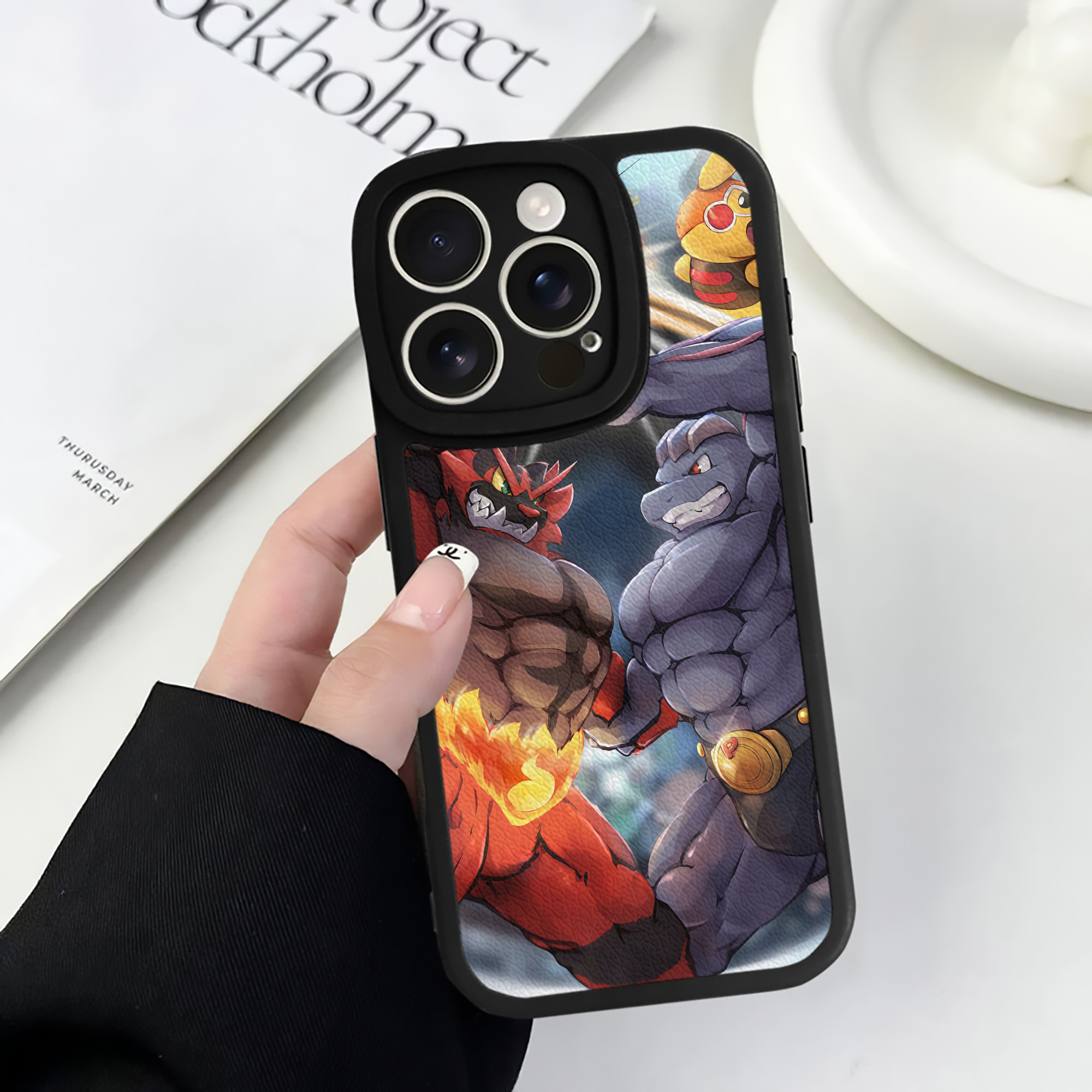 （画像用） ポケットモンスター Pokémon 【iPhone 16シリーズ対応】シリコンスマホケース（レザー調） 材質：シリコン